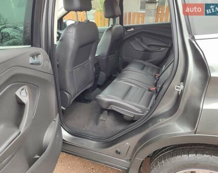Сірий Форд Ескейп, об'ємом двигуна 2 л та пробігом 204 тис. км за 12200 $, фото 26 на Automoto.ua