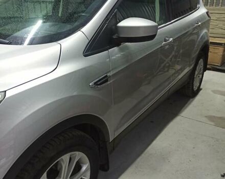 Серый Форд Эскейп, объемом двигателя 1.5 л и пробегом 182 тыс. км за 13800 $, фото 1 на Automoto.ua