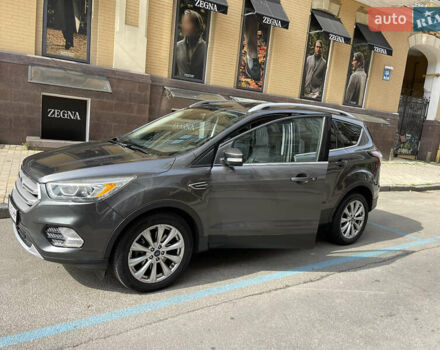 Серый Форд Эскейп, объемом двигателя 2 л и пробегом 86 тыс. км за 16500 $, фото 4 на Automoto.ua
