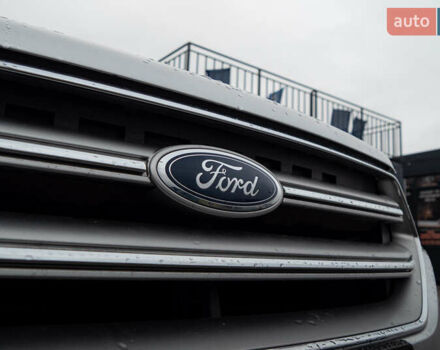 Серый Форд Эскейп, объемом двигателя 2 л и пробегом 33 тыс. км за 15000 $, фото 7 на Automoto.ua