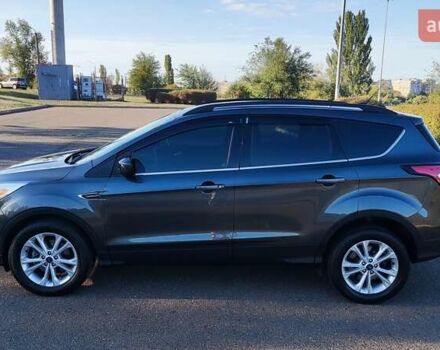 Форд Эскейп 2017 в Кривом Роге на Automoto.ua Серый Форд Эскейп, объемом двигателя 1.5 л и пробегом 81 тыс. км за 12400 $, фото 2 на Automoto.ua