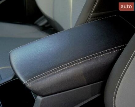 Сірий Форд Ескейп, об'ємом двигуна 2 л та пробігом 137 тис. км за 12900 $, фото 23 на Automoto.ua