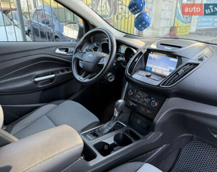 Сірий Форд Ескейп, об'ємом двигуна 1.5 л та пробігом 92 тис. км за 13999 $, фото 35 на Automoto.ua