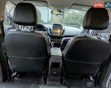 Серый Форд Эскейп, объемом двигателя 2.5 л и пробегом 247 тыс. км за 10300 $, фото 14 на Automoto.ua