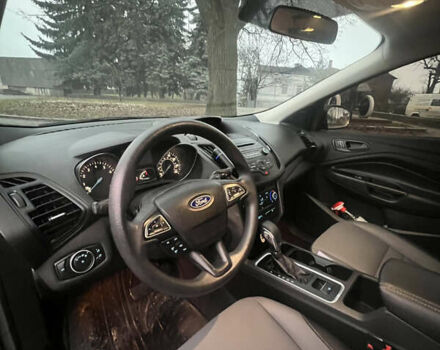 Серый Форд Эскейп, объемом двигателя 2.5 л и пробегом 79 тыс. км за 14500 $, фото 5 на Automoto.ua