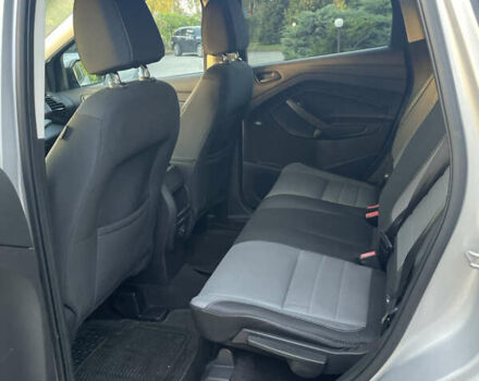 Форд Эскейп 2017 в Кременчуге на Automoto.ua Серый Форд Эскейп, объемом двигателя 2.5 л и пробегом 141 тыс. км за 12600 $, фото 11 на Automoto.ua