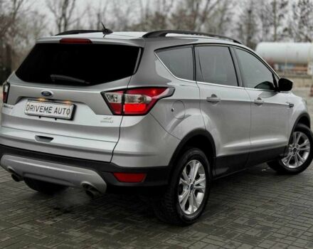 Серый Форд Эскейп, объемом двигателя 1.5 л и пробегом 193 тыс. км за 10999 $, фото 4 на Automoto.ua