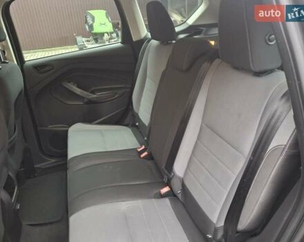 Серый Форд Эскейп, объемом двигателя 2.5 л и пробегом 237 тыс. км за 12700 $, фото 24 на Automoto.ua