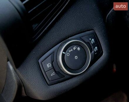 Сірий Форд Ескейп, об'ємом двигуна 2 л та пробігом 137 тис. км за 12900 $, фото 21 на Automoto.ua