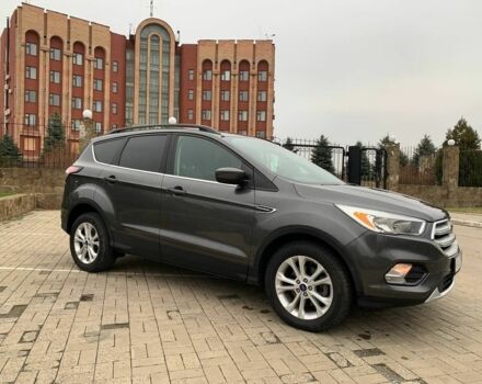 Серый Форд Эскейп, объемом двигателя 1.5 л и пробегом 118 тыс. км за 15087 $, фото 2 на Automoto.ua