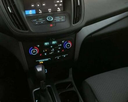 Серый Форд Эскейп, объемом двигателя 2 л и пробегом 80 тыс. км за 12000 $, фото 3 на Automoto.ua