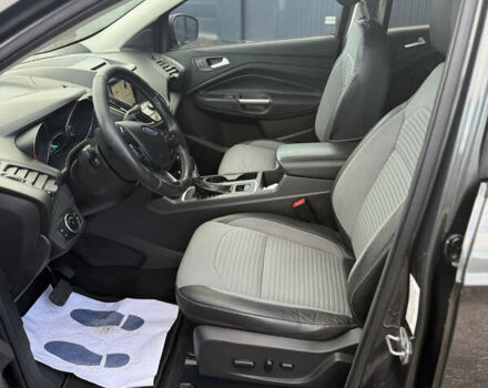 Серый Форд Эскейп, объемом двигателя 1.5 л и пробегом 179 тыс. км за 11300 $, фото 28 на Automoto.ua