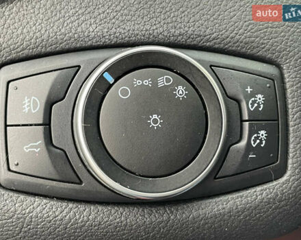 Серый Форд Эскейп, объемом двигателя 1.5 л и пробегом 235 тыс. км за 9550 $, фото 21 на Automoto.ua