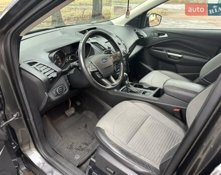 Серый Форд Эскейп, объемом двигателя 1.5 л и пробегом 102 тыс. км за 11500 $, фото 15 на Automoto.ua