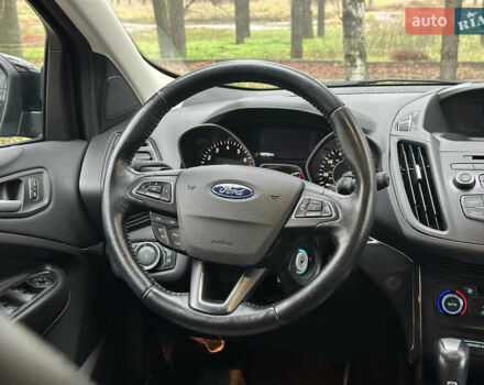 Серый Форд Эскейп, объемом двигателя 1.5 л и пробегом 102 тыс. км за 11500 $, фото 29 на Automoto.ua