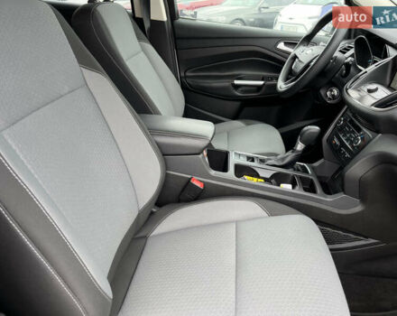 Серый Форд Эскейп, объемом двигателя 1.5 л и пробегом 220 тыс. км за 12150 $, фото 17 на Automoto.ua