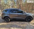 Сірий Форд Ескейп, об'ємом двигуна 2 л та пробігом 110 тис. км за 15400 $, фото 2 на Automoto.ua