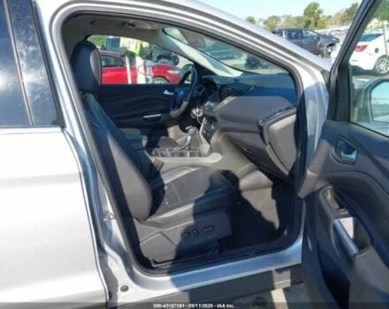 Серый Форд Эскейп, объемом двигателя 1.5 л и пробегом 39 тыс. км за 1200 $, фото 4 на Automoto.ua