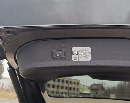 Сірий Форд Ескейп, об'ємом двигуна 1.5 л та пробігом 137 тис. км за 13000 $, фото 9 на Automoto.ua