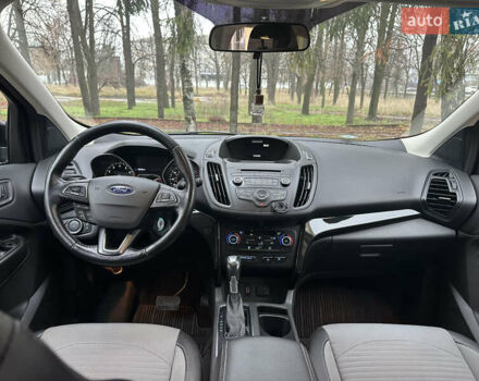 Серый Форд Эскейп, объемом двигателя 1.5 л и пробегом 102 тыс. км за 11500 $, фото 28 на Automoto.ua