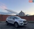Серый Форд Эскейп, объемом двигателя 2 л и пробегом 220 тыс. км за 12500 $, фото 1 на Automoto.ua
