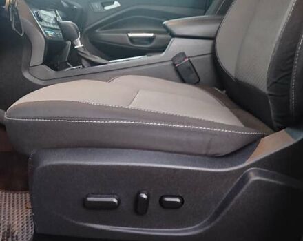 Форд Эскейп 2017 в Немирове на Automoto.ua Серый Форд Эскейп, объемом двигателя 1.5 л и пробегом 118 тыс. км за 14000 $, фото 38 на Automoto.ua