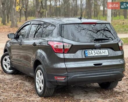 Сірий Форд Ескейп, об'ємом двигуна 2.5 л та пробігом 69 тис. км за 13900 $, фото 3 на Automoto.ua