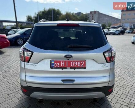 Серый Форд Эскейп, объемом двигателя 2 л и пробегом 172 тыс. км за 10400 $, фото 6 на Automoto.ua