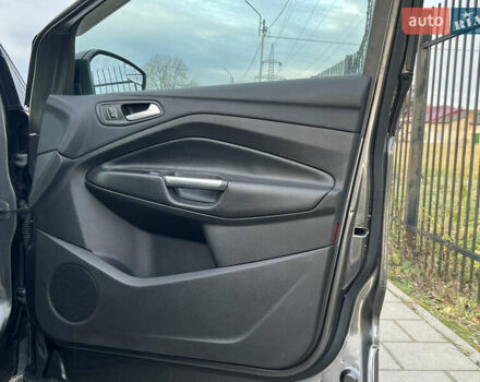 Сірий Форд Ескейп, об'ємом двигуна 1.5 л та пробігом 150 тис. км за 13900 $, фото 15 на Automoto.ua