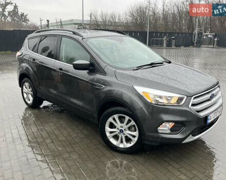 Серый Форд Эскейп, объемом двигателя 1.5 л и пробегом 121 тыс. км за 11900 $, фото 2 на Automoto.ua