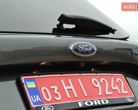 Сірий Форд Ескейп, об'ємом двигуна 2 л та пробігом 130 тис. км за 14799 $, фото 30 на Automoto.ua