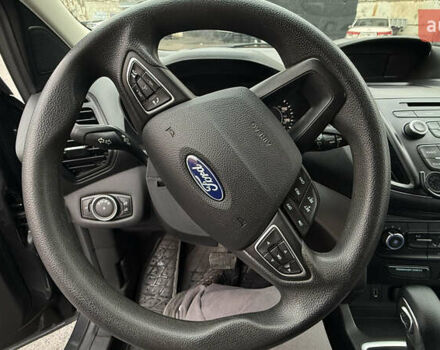 Серый Форд Эскейп, объемом двигателя 2.5 л и пробегом 118 тыс. км за 14600 $, фото 17 на Automoto.ua