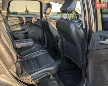 Сірий Форд Ескейп, об'ємом двигуна 2 л та пробігом 154 тис. км за 13500 $, фото 5 на Automoto.ua