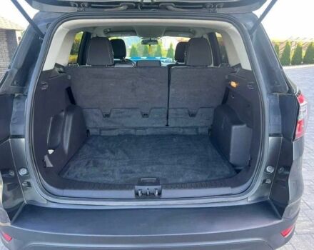 Форд Ескейп 2018 у Чернівцях на Automoto.ua Сірий Форд Ескейп, об'ємом двигуна 2.5 л та пробігом 122 тис. км за 12750 $, фото 5 на Automoto.ua