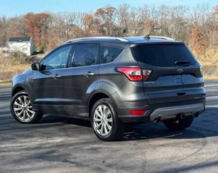 Серый Форд Эскейп, объемом двигателя 2 л и пробегом 89 тыс. км за 3500 $, фото 4 на Automoto.ua