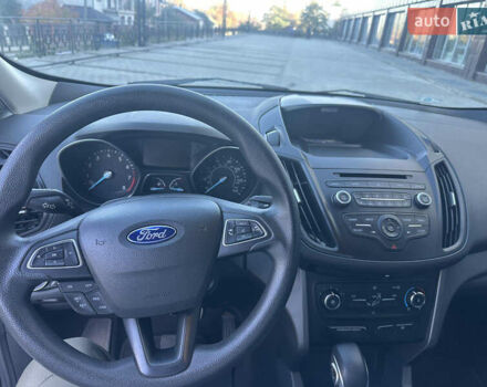 Серый Форд Эскейп, объемом двигателя 2.5 л и пробегом 99 тыс. км за 13500 $, фото 13 на Automoto.ua