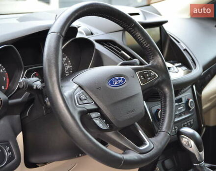 Сірий Форд Ескейп, об'ємом двигуна 2 л та пробігом 130 тис. км за 14799 $, фото 113 на Automoto.ua