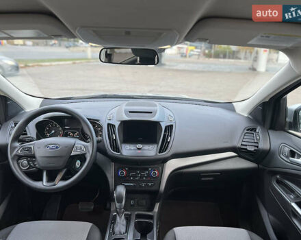 Сірий Форд Ескейп, об'ємом двигуна 1.5 л та пробігом 180 тис. км за 12600 $, фото 15 на Automoto.ua
