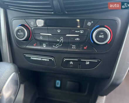 Сірий Форд Ескейп, об'ємом двигуна 1.5 л та пробігом 180 тис. км за 12600 $, фото 14 на Automoto.ua