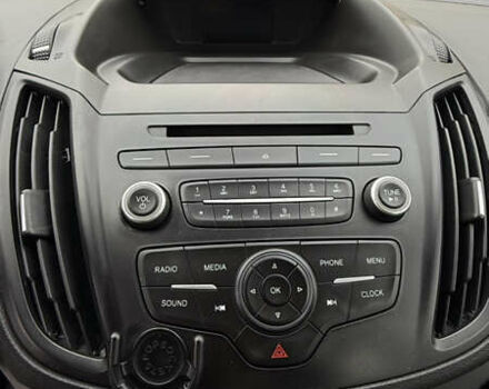 Серый Форд Эскейп, объемом двигателя 2.5 л и пробегом 118 тыс. км за 14600 $, фото 18 на Automoto.ua