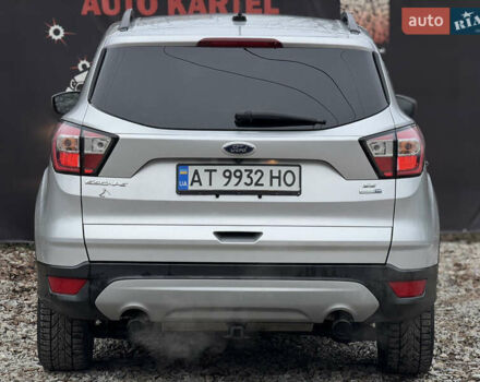 Сірий Форд Ескейп, об'ємом двигуна 1.5 л та пробігом 130 тис. км за 11499 $, фото 12 на Automoto.ua