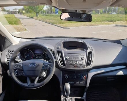 Форд Эскейп 2018 в Краматорске на Automoto.ua Серый Форд Эскейп, объемом двигателя 0 л и пробегом 220 тыс. км за 12950 $, фото 3 на Automoto.ua
