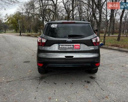Серый Форд Эскейп, объемом двигателя 1.5 л и пробегом 104 тыс. км за 12530 $, фото 3 на Automoto.ua