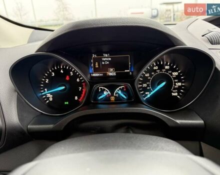 Серый Форд Эскейп, объемом двигателя 2.5 л и пробегом 148 тыс. км за 13500 $, фото 20 на Automoto.ua