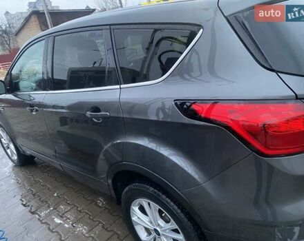 Серый Форд Эскейп, объемом двигателя 1.5 л и пробегом 35 тыс. км за 12500 $, фото 3 на Automoto.ua