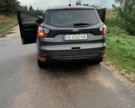 Форд Ескейп 2018 у Чернівцях на Automoto.ua Сірий Форд Ескейп, об'ємом двигуна 2.5 л та пробігом 122 тис. км за 12750 $, фото 1 на Automoto.ua