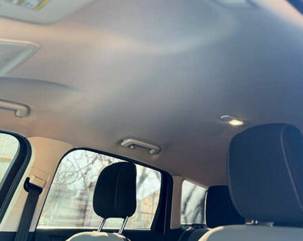 Серый Форд Эскейп, объемом двигателя 2.5 л и пробегом 150 тыс. км за 12900 $, фото 19 на Automoto.ua