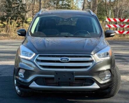 Серый Форд Эскейп, объемом двигателя 2 л и пробегом 89 тыс. км за 3500 $, фото 1 на Automoto.ua