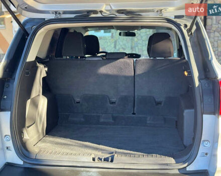 Серый Форд Эскейп, объемом двигателя 2.5 л и пробегом 150 тыс. км за 12900 $, фото 13 на Automoto.ua