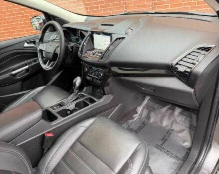 Сірий Форд Ескейп, об'ємом двигуна 2 л та пробігом 89 тис. км за 10000 $, фото 15 на Automoto.ua